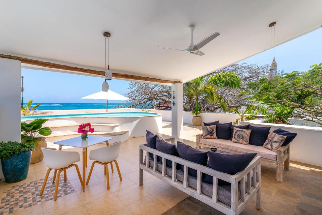 Tequila Sunrise Sky Cabana-Diani Beach Exterior photo
