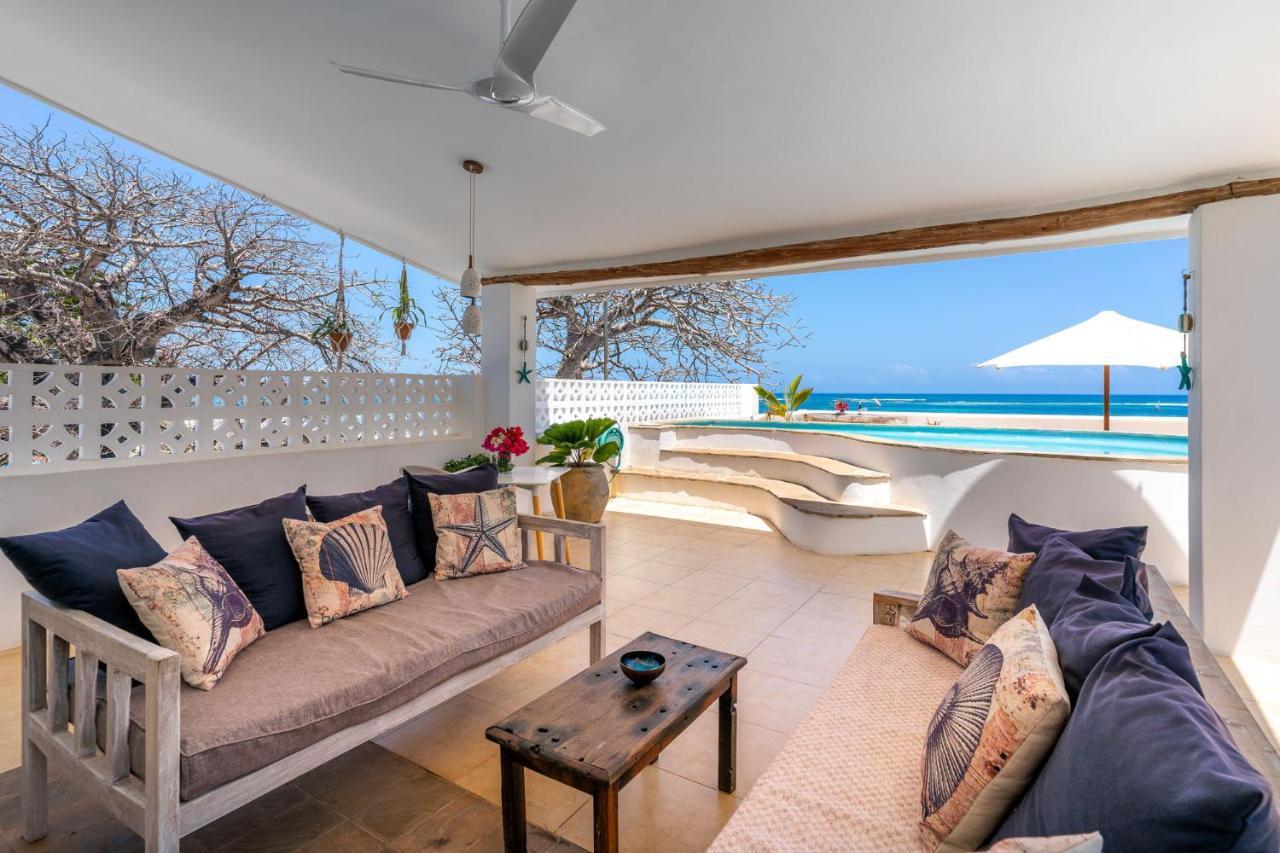Tequila Sunrise Sky Cabana-Diani Beach Exterior photo