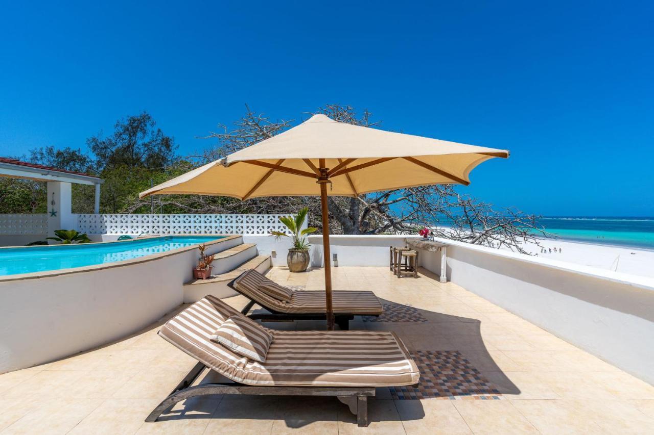 Tequila Sunrise Sky Cabana-Diani Beach Exterior photo