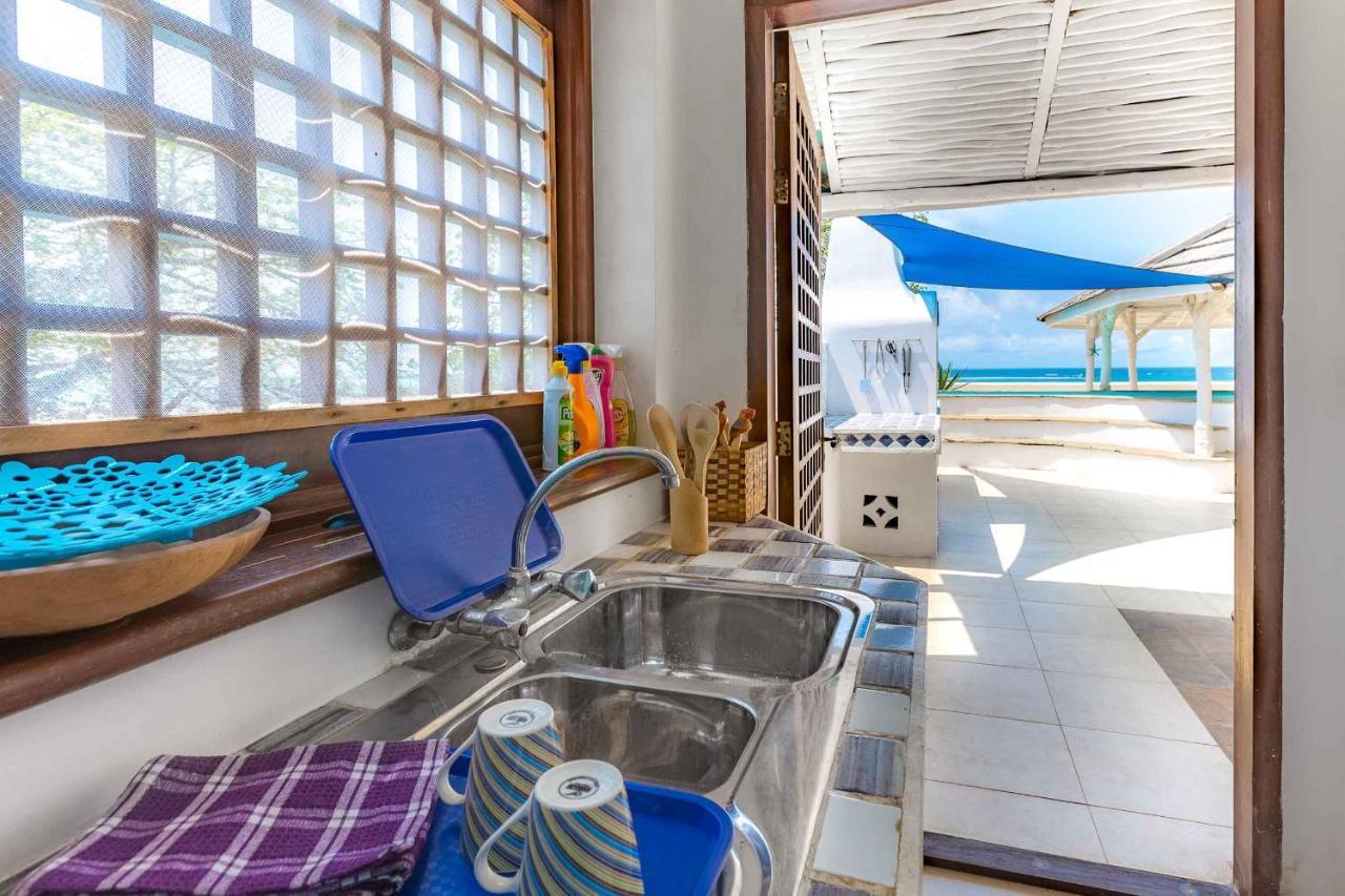 Tequila Sunrise Sky Cabana-Diani Beach Exterior photo